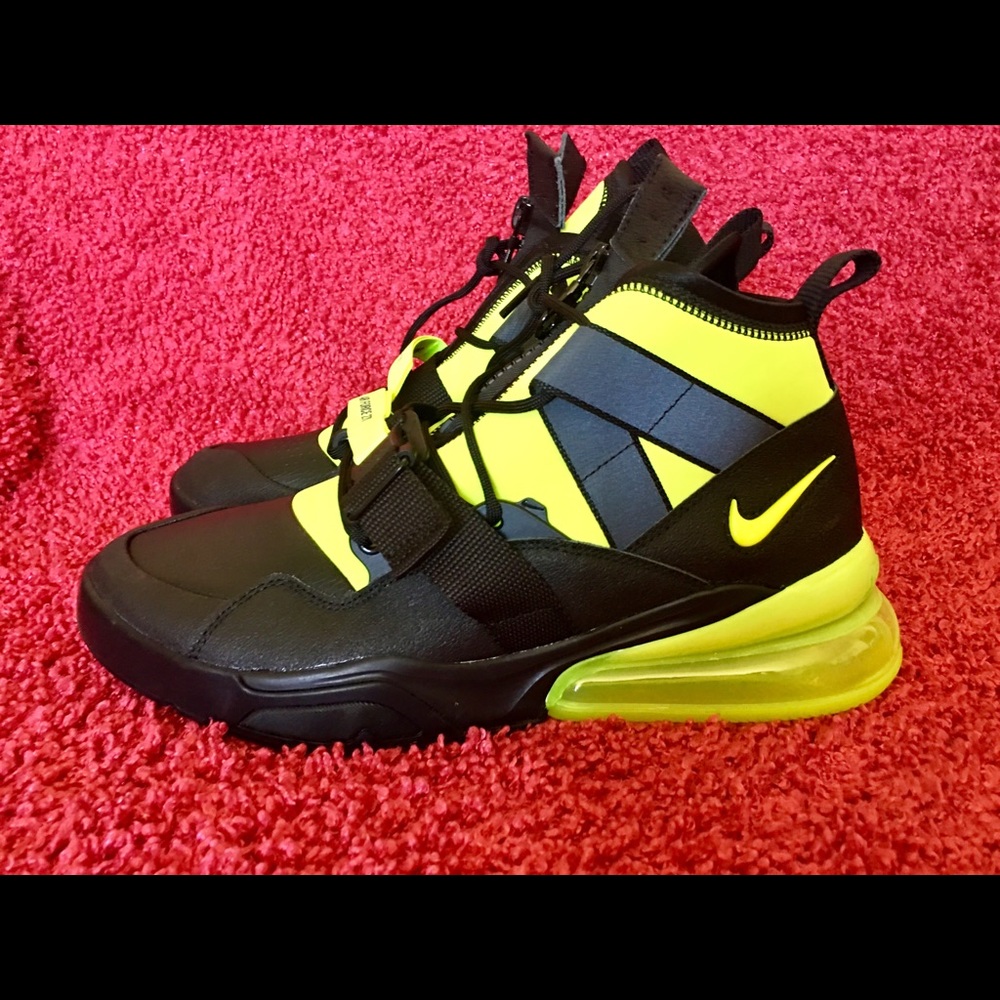 Nike airforce 270 utility men’s size 10